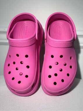 CROCS Classic Crush Platform Clog in Hot Pink women’s size 7